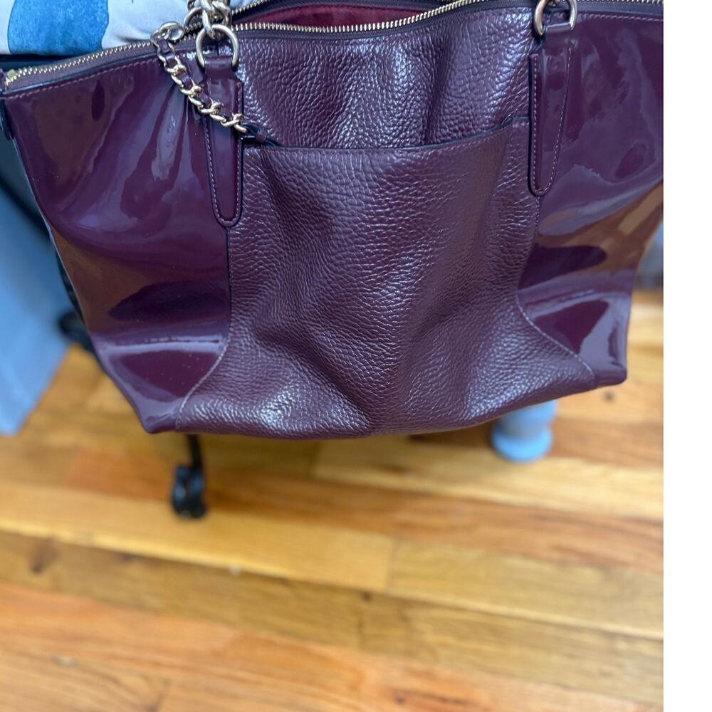 COACH AVA Patent Pebbled Leather Ava Chain - Picture 5 of 11